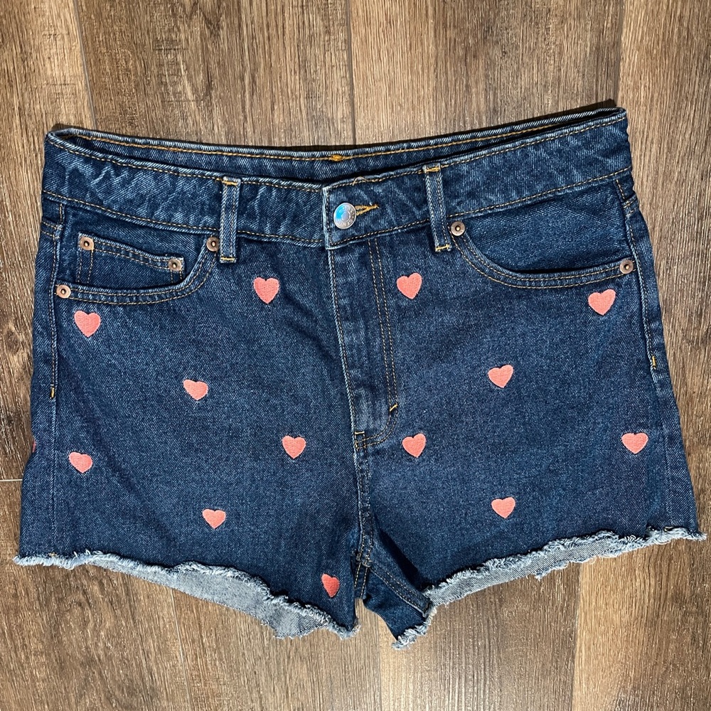 ASOS Monki Embroidered Pink Hearts Highwaisted Blue Denim Shorts NWOT